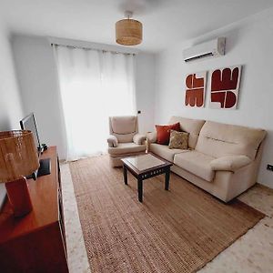 Torre Del Mar Deluxe Close To Beach & Parking Sinese Design Homes